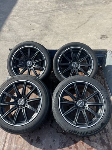 Диски: Литые Диски R 18 AMG, Комплект, отверстий - 5, Б/у