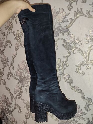 Ботинки и ботильоны: Кожаные зимние сапоги люкс + 2 пары в подарок Размер 38 (245 мм) — 13