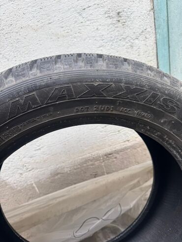 Шины: Шины 235 / 55 / R 18, Зима, Б/у, Комплект, Легковые, Maxxis