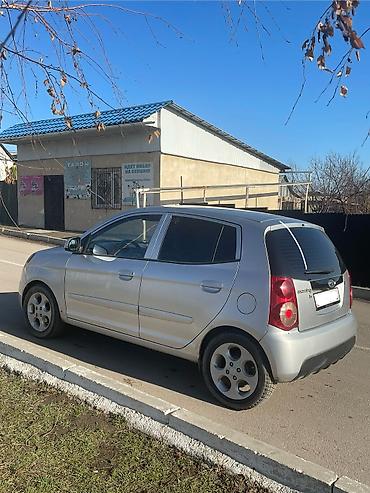 Kia: Kia Morning: 2010 г., 1 л, Бензин — 7