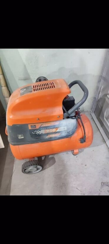 купить краскопульт: Продаются Набор инструментов для покраски и отделочных работ. Состав