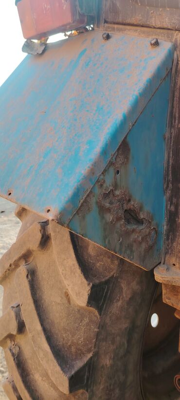 Krılolar: Çizil 89 4 kreli satlir şəkldə görndüyü kimdi Təsvir: - Universal — 2