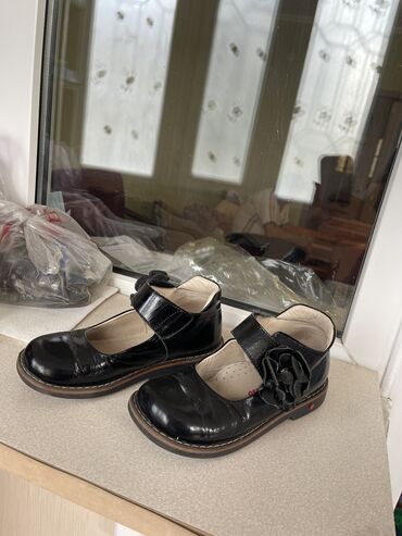 кроссовки лининг: Ортопед обувь производство Турция кожа почти новые 32 размер, в