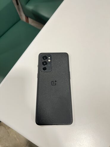 OnePlus: OnePlus 9RT