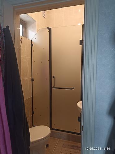 Душевые кабины: Душевые кабины, перегородки на заказ по вашим и индивидуальным at lalafo.kg — 24 Душевые кабины: Душевые кабины, перегородки на заказ по вашим и индивидуальным — 24