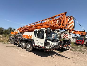 автокрана: Автокран, Zoomlion, 2015 г., от 30 м — 2