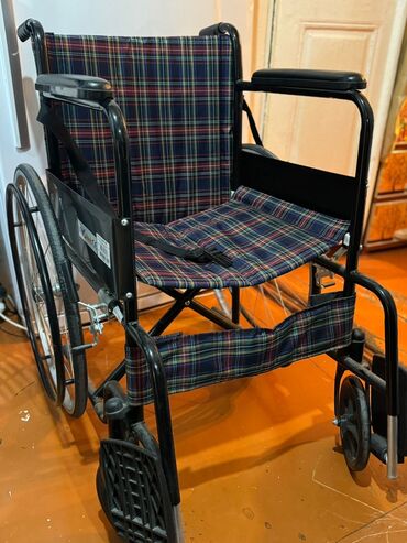 əlil arabasi: Инвалидные коляски