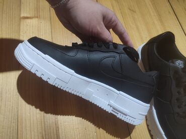 ženske sandale broj 42: Nike, 38, bоја - Crna