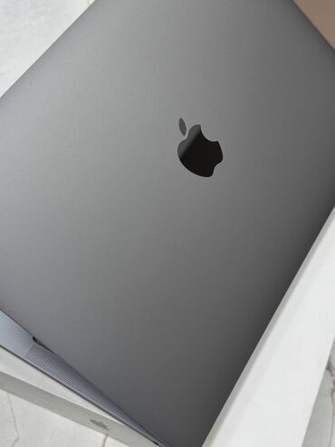 ddr2 ноутбук: Ультрабук, Apple, 8 ГБ ОЭТ, Apple M1, 13.3 ", Колдонулган, Жумуш, окуу үчүн, эс тутум SSD