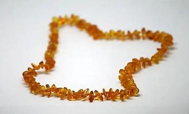 Ogrlice: Vintage Baltički ćilibar Baby Line Chips ogrlica boje meda — 1