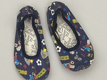 buty fila dziecięce: Slippers 30, Used