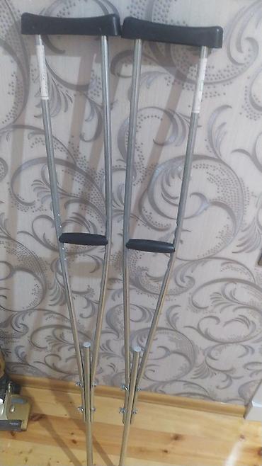qoltuq: Metall qoltuqağacı cütü - Material: yüngül və davamlı metal — 1