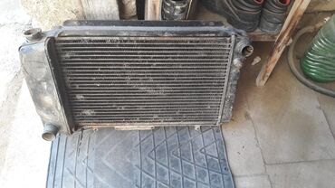 Qızdırıcı radiatorları: Universal Poliki qaz
