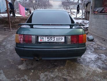 Audi: Audi 80: 1988 г., 1.8 л, Механика, Бензин, Седан — 4