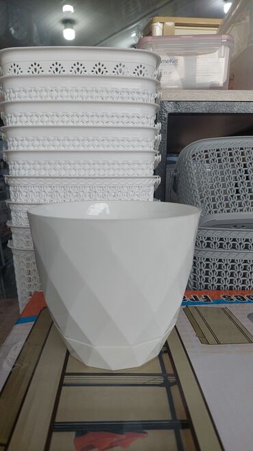 Bitkilər üçün dibçəklər: Dipçekler gül qabilar 30 sm 50 sm 70 sm 75 sm 85 sm 90 sm olculer var — 18