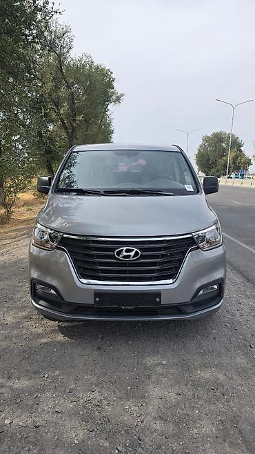 Hyundai Grand Starex: 2019 г., 2.5 л, Автомат, Дизель, Минивэн