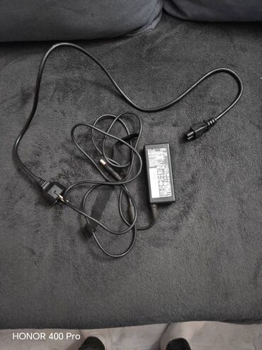 Dell: Intel Core i5, 8 GB OZU, 14 " — 9