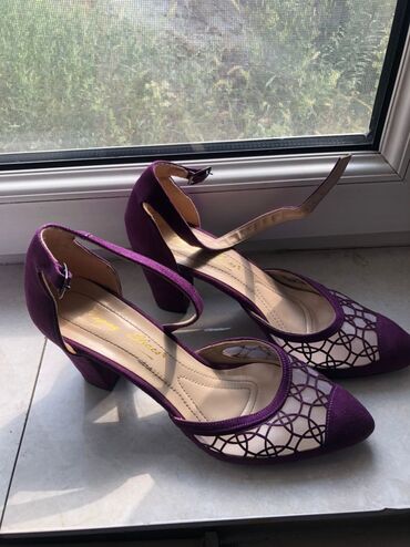 женские туфли со шнурками: Туфли 38, цвет - Фиолетовый