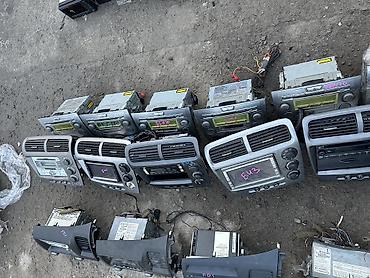 Магнитолы: Автомагнитолы и головные устройства для автомобилей — большая партия — 8