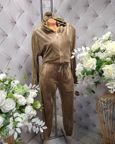 Kompleti: ❤️❤️ PLISANI KOMPLETI 2900❤️❤️ — 1