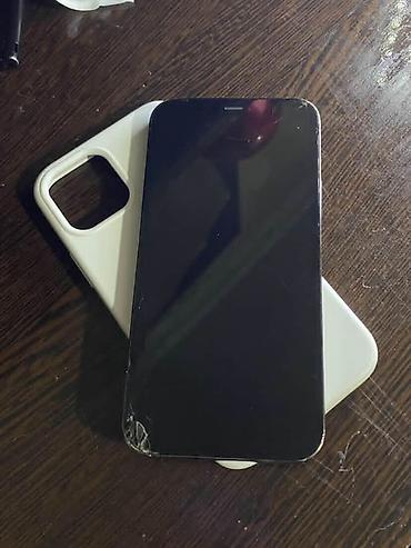 Apple iPhone: IPhone 12 Pro, Б/у, 256 ГБ, Графит, Чехол, 75 % — 3