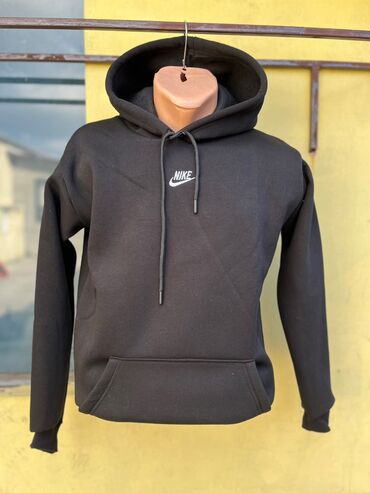 Duksevi: Muske duks termo znak siven 
Vel- M L XL 2XL 
3100 din🌀
Iv — 8