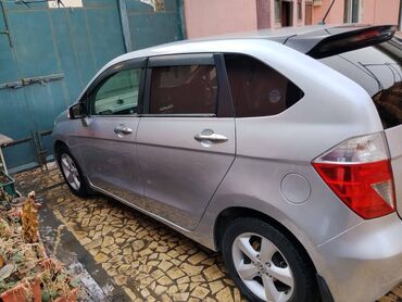 Honda: Honda Edix: 2004 г., 2 л, Бензин — 9