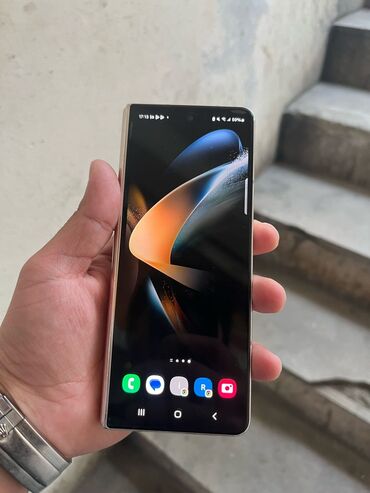 Samsung: Samsung Galaxy Fold 4, 256 ГБ, цвет - Золотой, Отпечаток пальца, Face ID