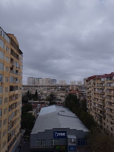 Köhnə tikili: Bakı, 8-ci mikrorayon, 2 otaqlı, Köhnə tikili, m. Azadlıq Prospekti, 58 kv. m — 3