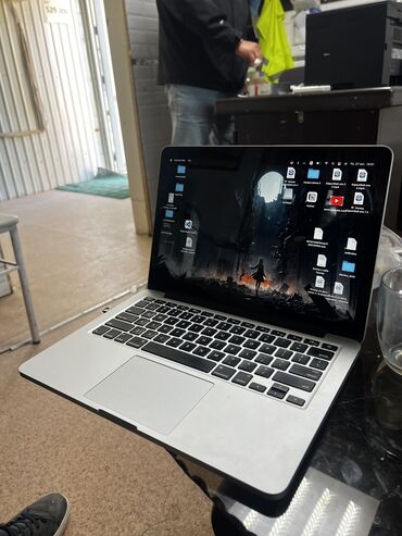 пк бу: Ноутбук, Apple, 8 ГБ ОЭТ, Intel Core i5, 13.3 ", Колдонулган, Жумуш, окуу үчүн, эс тутум HDD + SSD