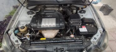 Hyundai: Hyundai Sonata: 2 l | 2004 il Sedan — 10