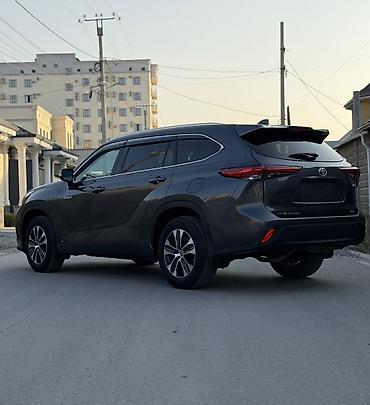 Унаа сатуу: Toyota Highlander: 2020 г., 2.5 л, Автомат, Гибрид, Жол тандабас — 3