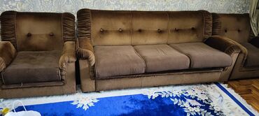 продам бу диван: Прямой диван, цвет - Коричневый, Б/у