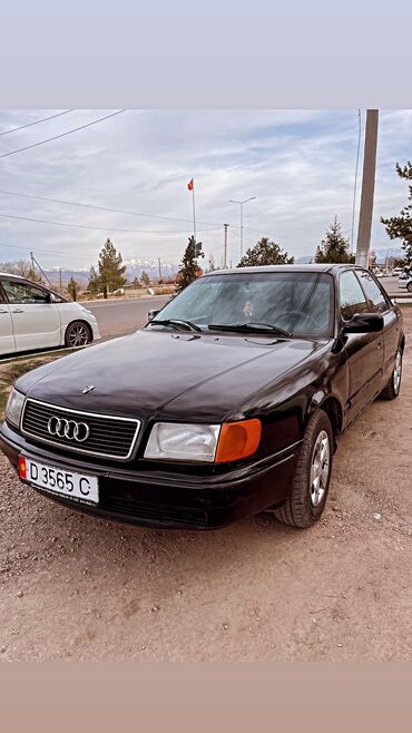 крышка матор: Audi S4: 1991 г., 2.3 л, Механика, Бензин, Седан