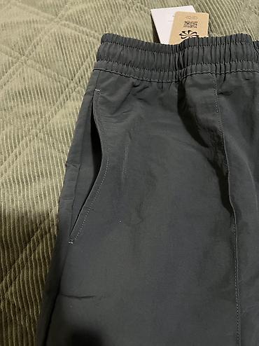 reserved sorcevi: NIKE Sportswear Everything Wovens Women's Mid-Rise 5" Shorts vel. S — 5