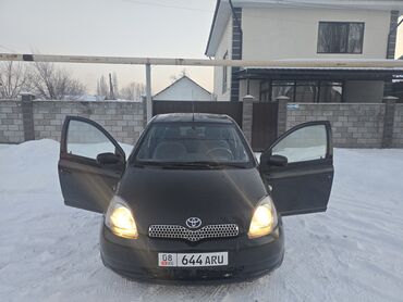 tayota higlander: Toyota Yaris: 2001 г., 1.3 л, Механика, Бензин