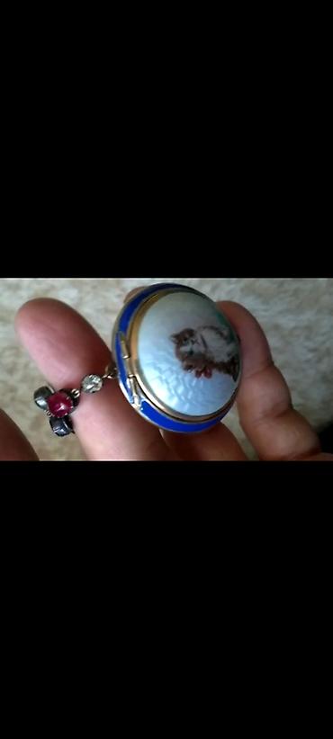 Kulonlar: Miniatür emalli medalyon – pişik təsvirli - Növbəli mavi kobalt — 2