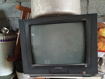 lg телевизор 54 см: Продаю два телевизор телевизоры работает отлично цена по 1000сом