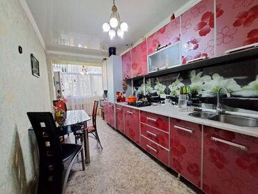 квартиры частный дом: 2 комнаты, 55 м², Индивидуалка, 3 этаж, Дизайнерский ремонт