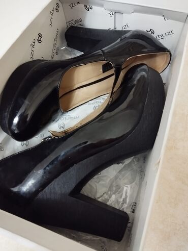 Tuflilər: Tuflilər, Ölçü: 37, rəng - Qara, Yeni — 4