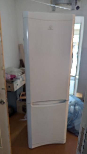mini refrigerator: Холодильник Б/у, Двухкамерный, 60 * 180 * 65 — 2
