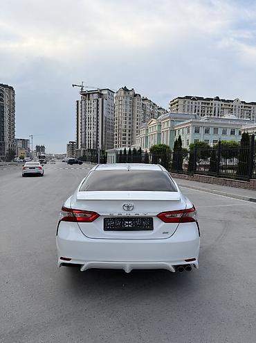 задний плафон камри: Сдаю Toyota Camry, Почасово, Без водителя — 4