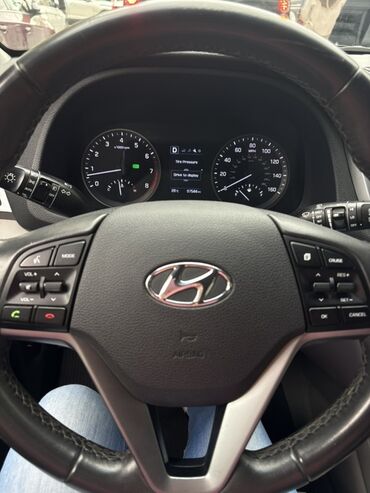 Hyundai: Hyundai Tucson: 1.6 l | Krossover — 6