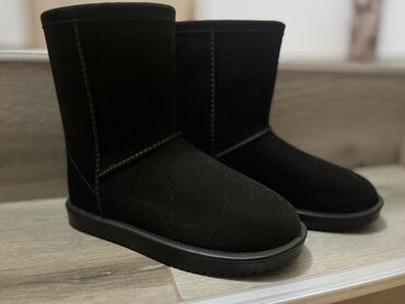 rikers obuca: Ugg boots, color - Black, 38