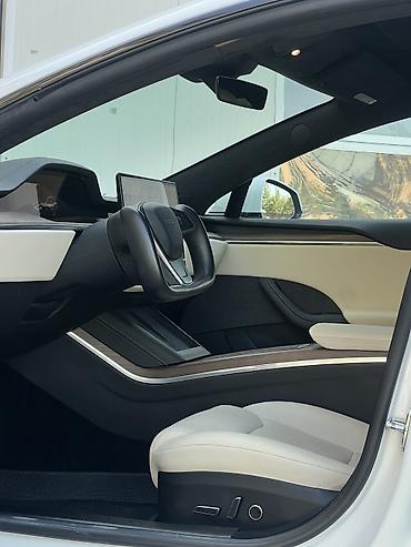 Tesla: Tesla Model S: 2022 г., Электромобиль, Фастбек — 9