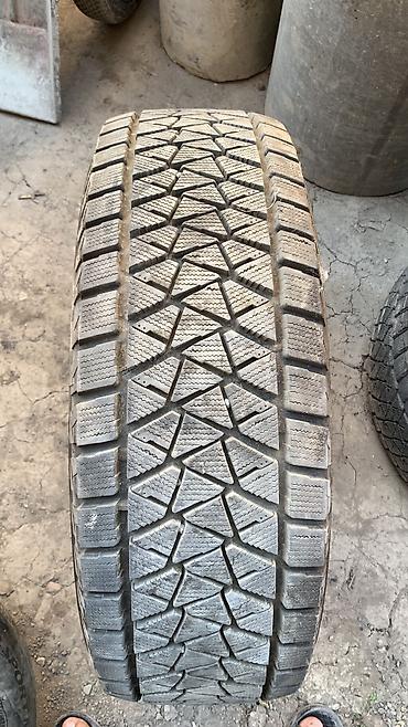 Bridgestone Blizzak DM-V2 — комплект зимних шин без шипов (Studless)