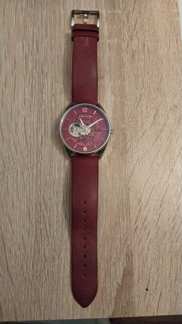 cirix nomresi: Новый, Наручные часы, цвет - Красный
