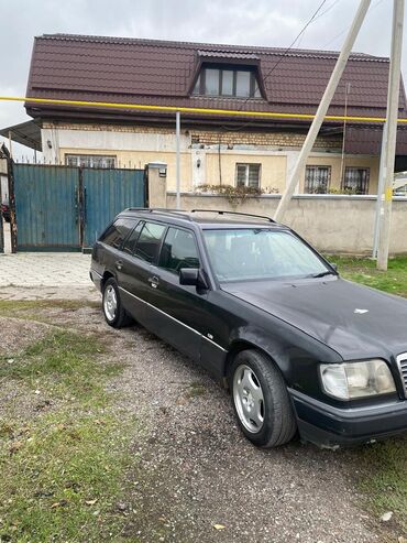 Mercedes-Benz: Мерседес - Бенц,Е - класс,1994 год,2,2 л,автомат,бензинуниверсал