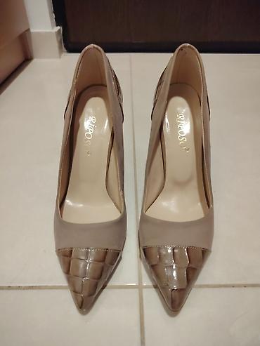 Salonke: Elegantne ženske salonke Riposo - Model: klasične špic salonke - — 1