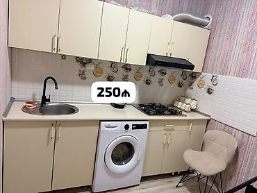 Mətbəx mebeli satılır. - Ölçü: 2.43 m - Üst və alt dolablar komplekt -